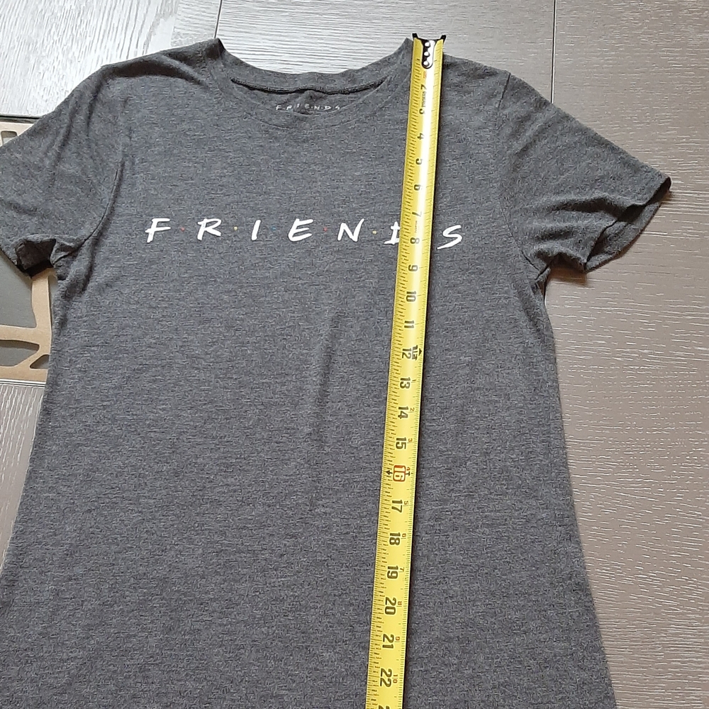 FRIENDS Women's Gray Short Sleeve Tee - Picture 6 of 8